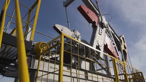 Oil Pump Jack Operating