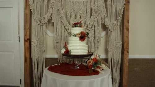 Rustic Wedding Cake Displayed with Macrame Decoration