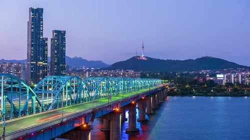 Time lapse Traffic of Seoul City Skyline,South Korea