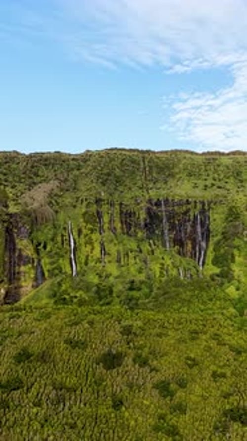 Rotating View Of Poco Da Ribeira Do Ferreiro Waterfalls On Flores Island Portugal