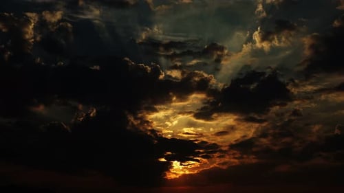 Dramatic Sunrise Time-Lapse with Clouds and Sunbeams