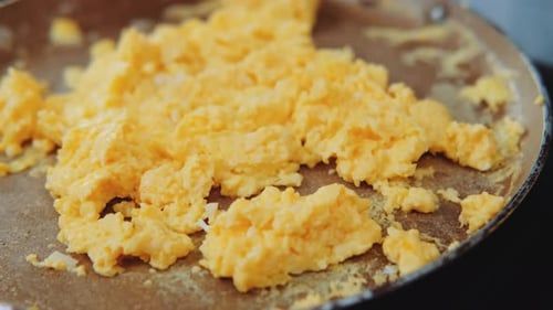 Cooking Scrambled Eggs on the Stove