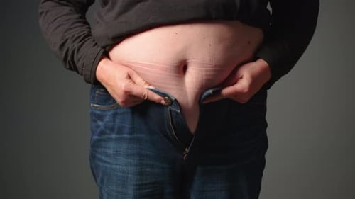 De perto de uma mulher gorda