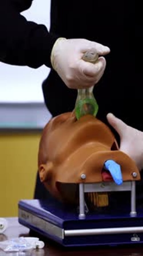 Medical Training on Dummy Head