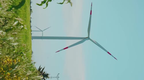 Wind Turbine Vertical - 2K