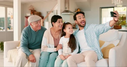 Multigenerational Family Poses for a Fun Photo