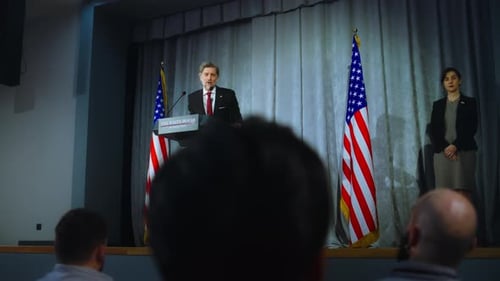 Presidential of USA Candidate Answers Questions Gives Interview