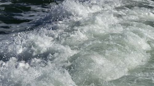Vom Boot aus winken