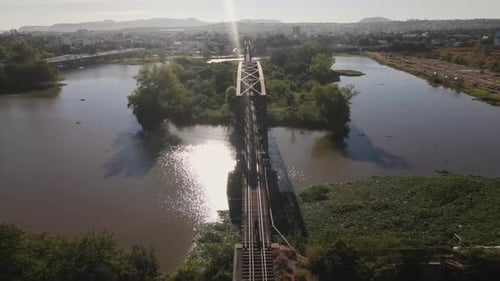 Puente Negro est un exploit architectural emblématique à Culiacan, dans l'État de Sinaloa, au Mexique