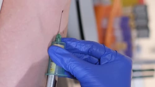 Drawing Blood in Clinical Healthcare Setting