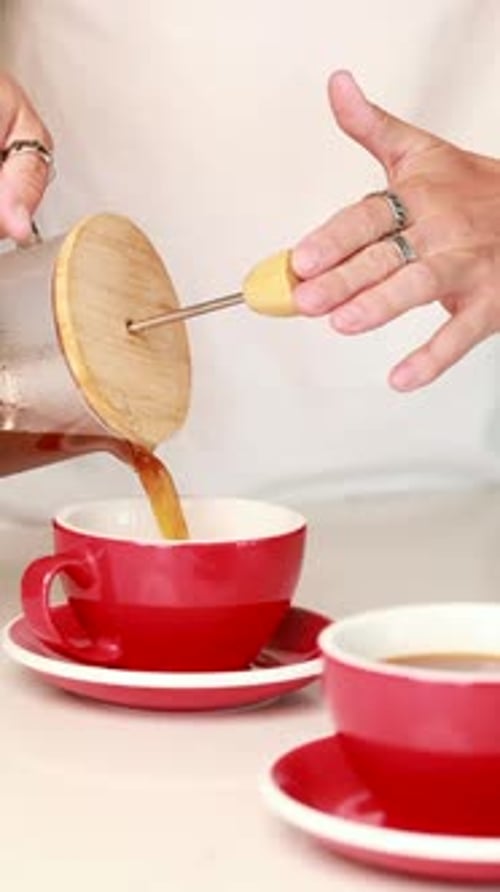 Making Coffee with a French Press