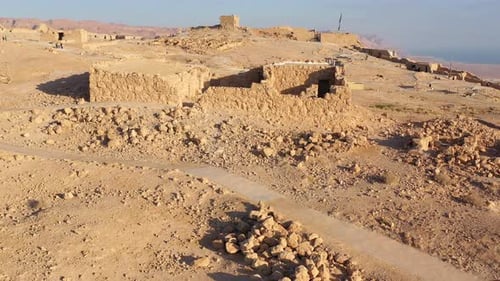 Vue aérienne des ruines de la forteresse de Massada