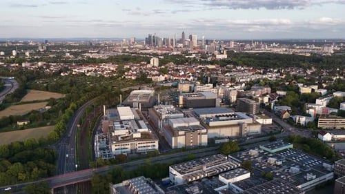 Frankfurt data centers, cloud services,big data, AI infrastructure. Computing centers, hyperscalers.