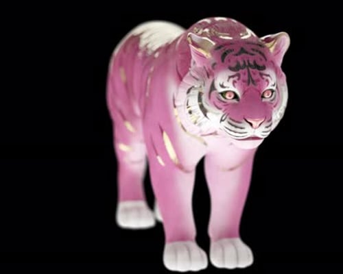 _Animation_ 3D tigre _en porcelaine_ rose _regardant alpha\_loop_