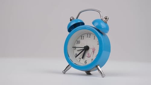 Alarm clock rotates