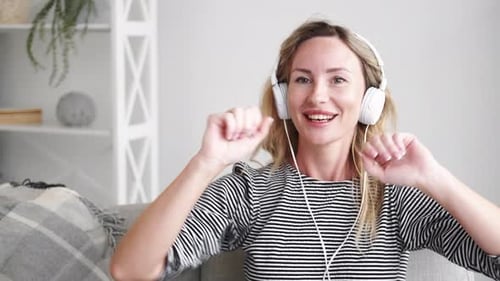 Favorite Music Happy Woman Stereo Sound Pretty