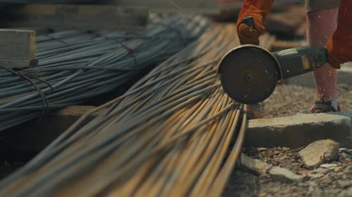 Corte de barras de acero, cortador de barras Construction Worker 4k