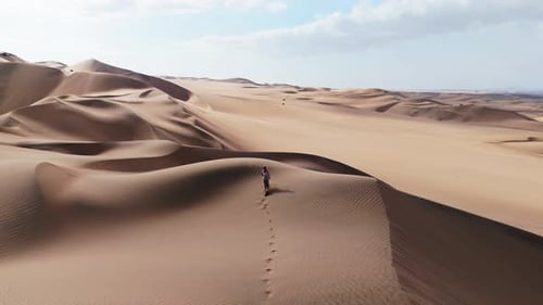 Aerial View of Sand Dunes in Peru Capturing the Solitude of a Desert Landscape Extra