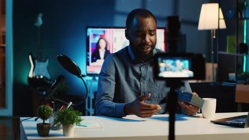 Influencer Reviews V Mount Battery