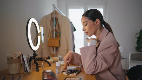Tutorial y revisión de maquillaje de Beauty Vlogger