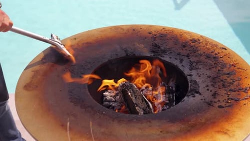 clean a cooking hob by the poolside