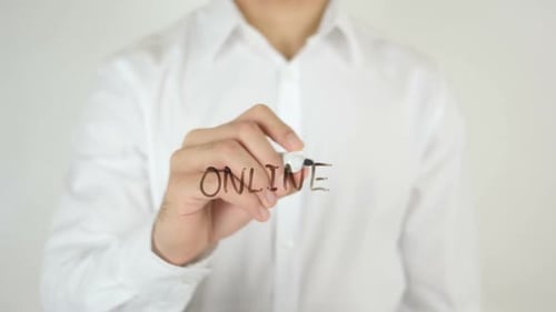 En ligne, écrit sur du verre