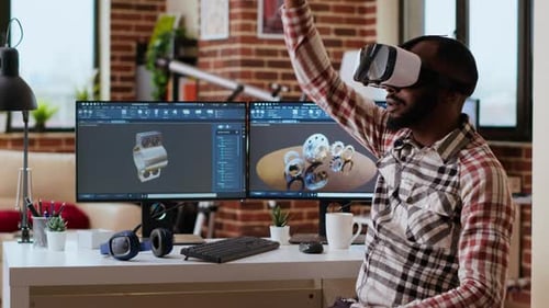 Ingénieur 3D masculin développant un prototype industriel avec un casque VR