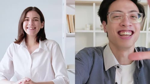 Videollamada Reunión en línea Conversación divertida en pareja