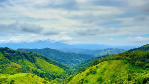 Montañas, colinas y naturaleza