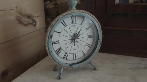 Rustikale Uhr, Hochzeitsfeier, zwischengespeicherte Momente.