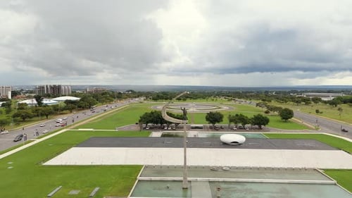 Imagens aéreas do Memorial JK em Brasília
