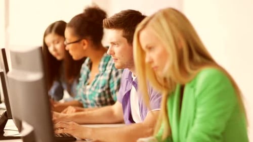 Education and School - Students in Computer Class Advice