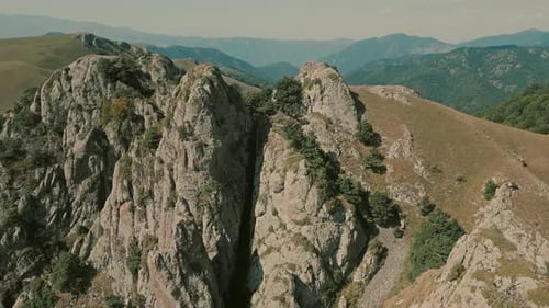 Blick von der Spitze der Berge