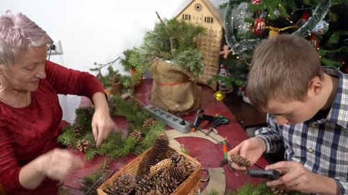 Family Christmas Crafting Holiday Wreath at Home