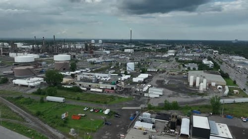 Industrial zone montreal - oil and gas production_1