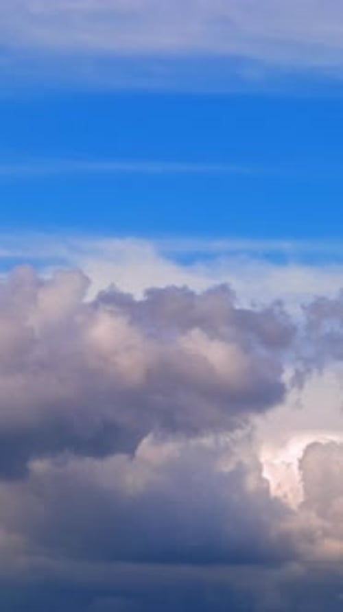 2K Vertical Clouds Time Lapse
