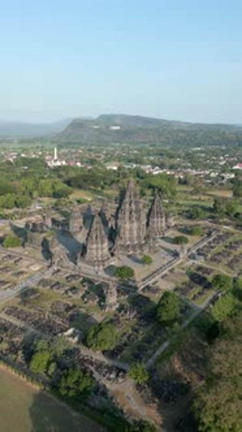 Vue aérienne du majestueux temple de Prambanan à Yogyakarta en Indonésie