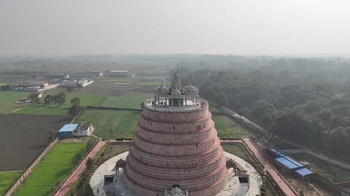 Drohnenaufnahmen von Tempeln in Hastinapur, Uttar Pradesh