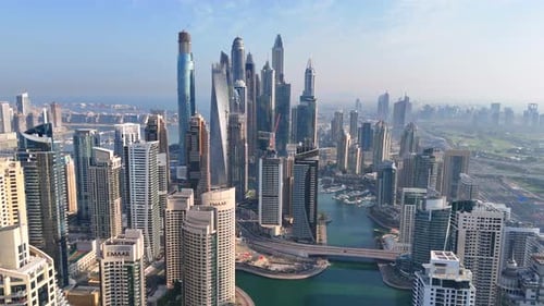 Dubai Marina.