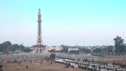 Minar-e-Pakistan Landmark | Lahore, Pakistan