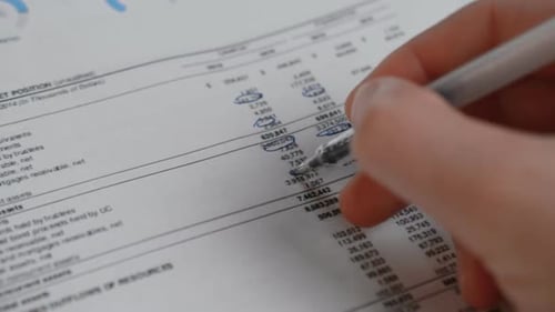 Analyzing Financial Data with Pen
