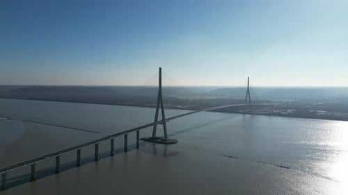Vue aérienne du pont de Normandie en France