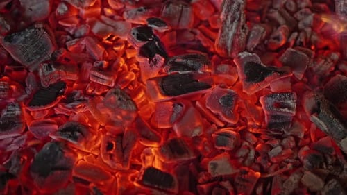 Slowmotion Shooting of Glowing Embers