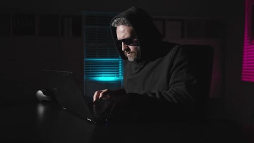 Hacker Laptop Crime Night Hacker-Kapuzenpulli Hack Hacker-Nacht Laptop Büro Hacker Digitale Attacke Nacht