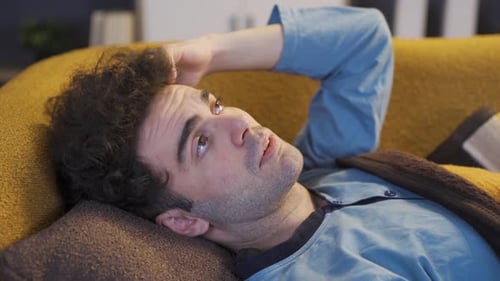 Troubles du sommeil et inconfort.