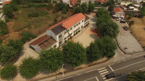 New House Roof Roofing Construction Roofer on New Roof Under Construction Building Roofing Tiles