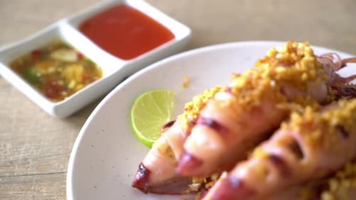 Prepared Fried Squid Dish with Garlic and Lime