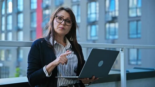 Webcam View Talking Mature Business Woman Video Conference Chat Outdoor