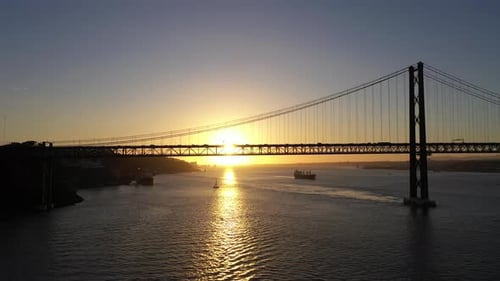 Pont suspendu du Ponte 25 De Abril, Pont du 25 avril, Portugal, Vue aérienne