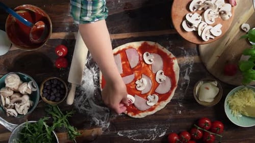 Making Pizza
